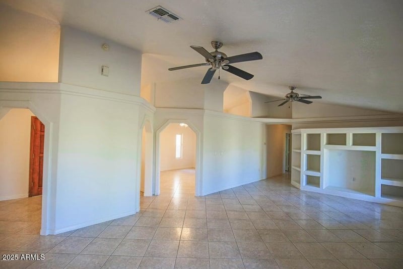 34311 7th St, Phoenix, AZ 85085