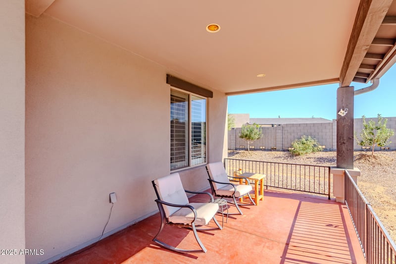 34319 7th St, Phoenix, AZ 85085