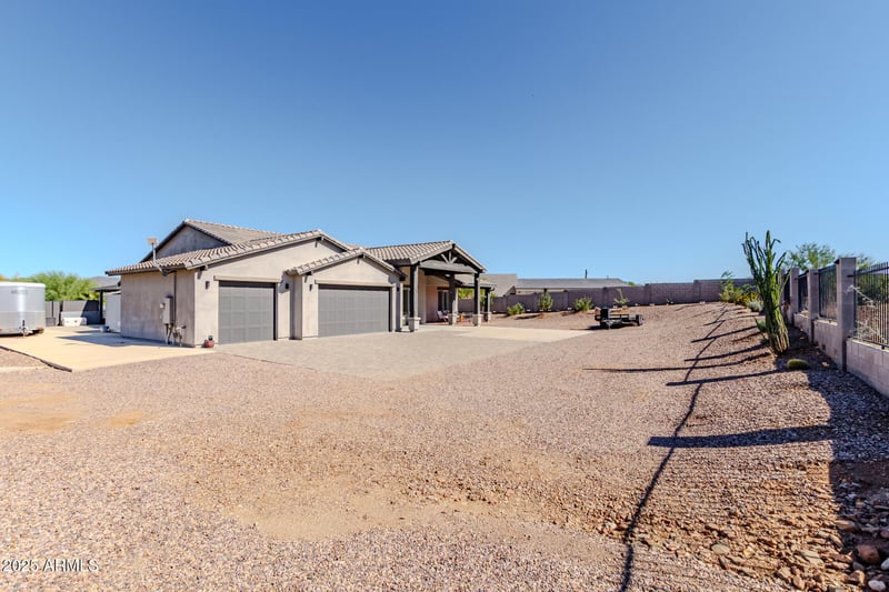 34319 N 7th St, Phoenix, AZ 85085