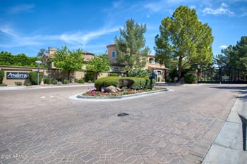3432 Lions St, Phoenix, AZ 85018