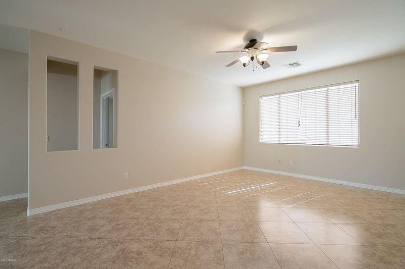 3432 E Powell Way, Gilbert, AZ 85298