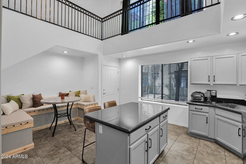 3432 Lance Ln, Phoenix, AZ 85018