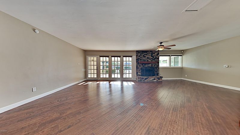 3432 N 16th Dr, Phoenix, AZ 85015