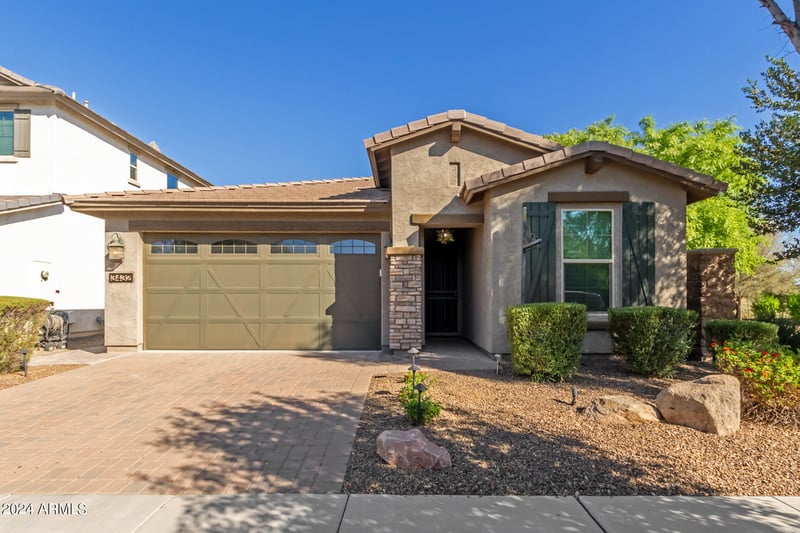 3432 Strawberry Dr, Gilbert, AZ 85298