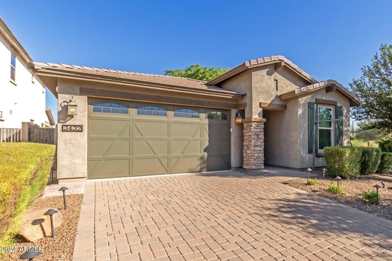 3432 Strawberry Dr, Gilbert, AZ 85298