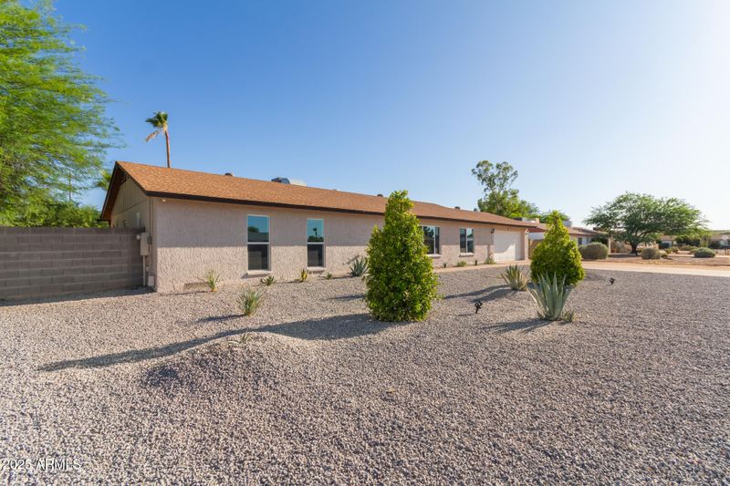 3433 E Betty Elyse Ln, Phoenix, AZ 85032