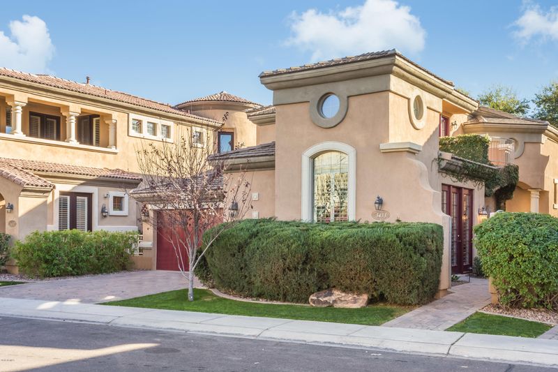 3433 E Lions St, Phoenix, AZ 85018