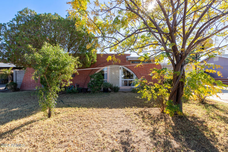 3433 Poinsettia Dr, Phoenix, AZ 85029