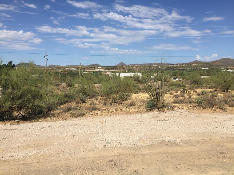 3433 W Wander Rd #-, New River, AZ 85087