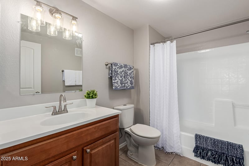 3434 Baseline Rd #208, Phoenix, AZ 85042