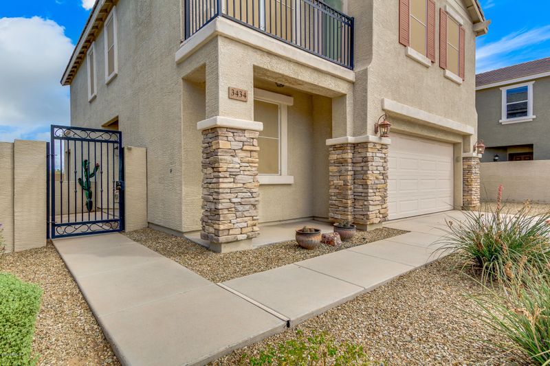 3434 E Wayland Dr, Phoenix, AZ 85040