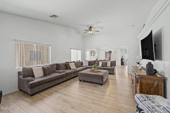 3434 W Sunland Ave, Phoenix, AZ 85041