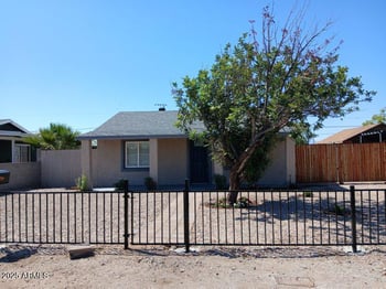 3435 Holly St, Phoenix, AZ 85009