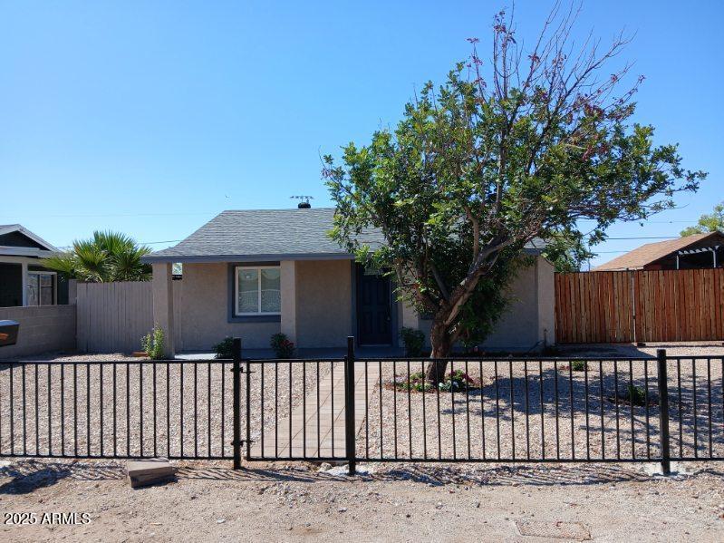 3435 Holly St, Phoenix, AZ 85009