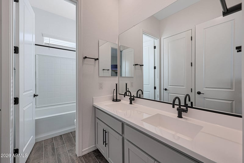 34358 N Timberlake Manor, San Tan Valley, AZ 85144