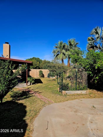 3437 Helena Dr, Phoenix, AZ 85053