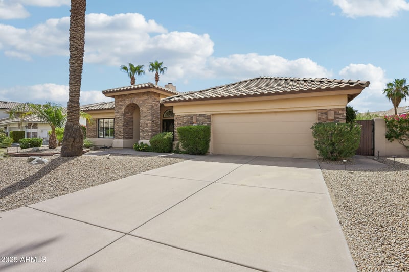 3437 Winona St, Phoenix, AZ 85044