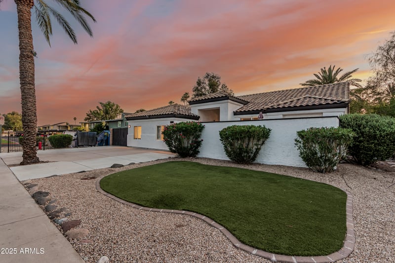 3438 30th St, Phoenix, AZ 85016
