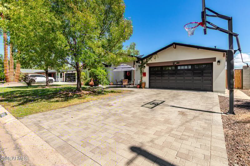 3439 45th Pl, Phoenix, AZ 85018
