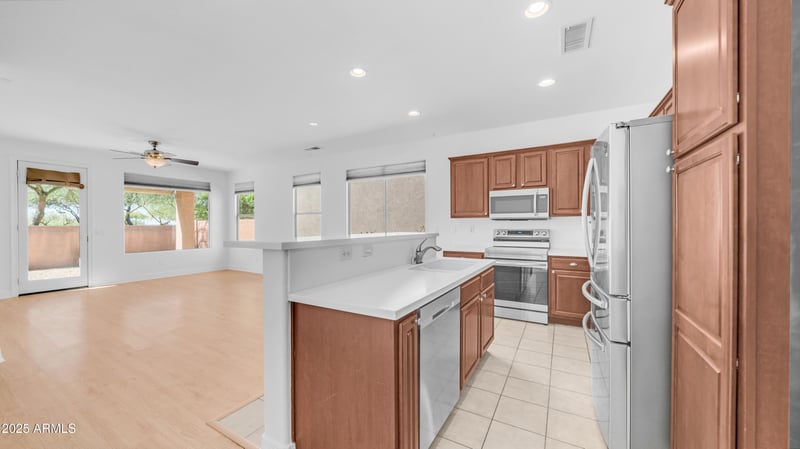 3439 Darien Way, Phoenix, AZ 85086