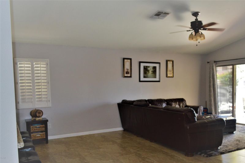 3439 E Marco Polo Rd, Phoenix, AZ 85050