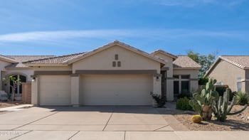 3439 Sands Dr, Phoenix, AZ 85027