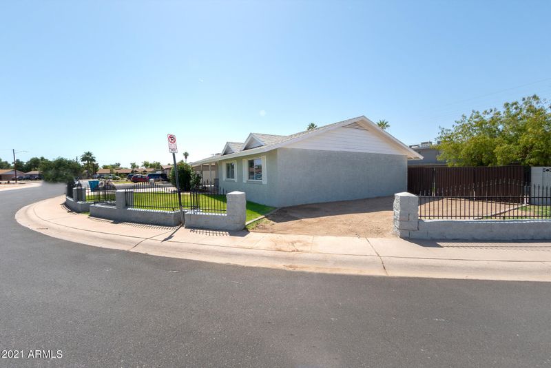 3439 W Claremont St, Phoenix, AZ 85017