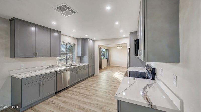 344 E Taylor St, Tempe, AZ 85288