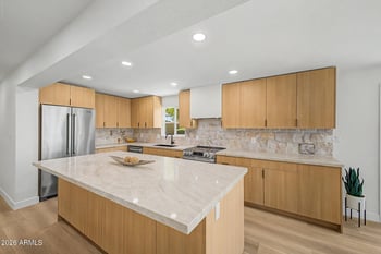 3440 Sunnyside Dr, Phoenix, AZ 85028