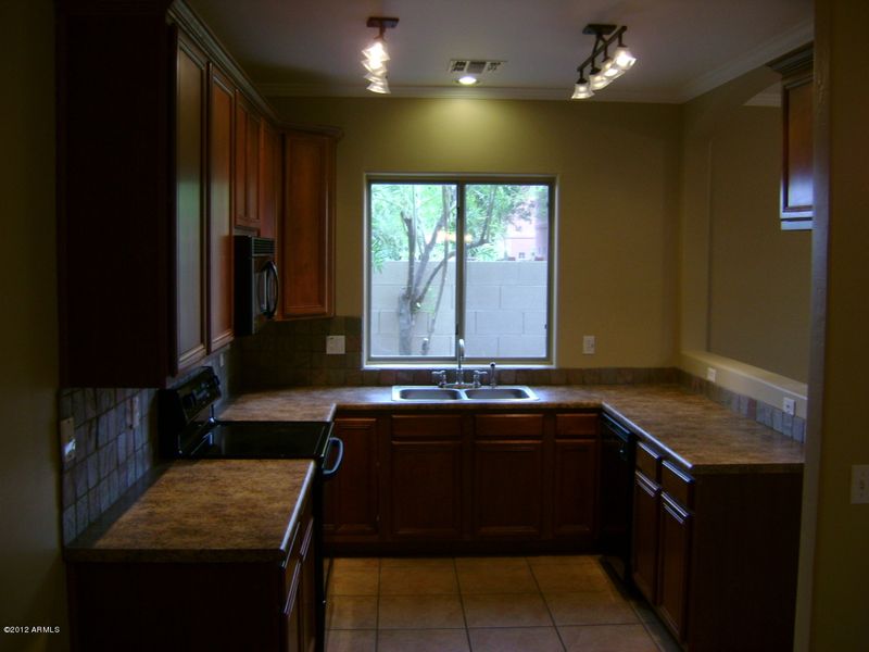 3440 N 38th St #108, Phoenix, AZ 85018