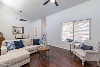 3441 31st St #136, Phoenix, AZ 85016