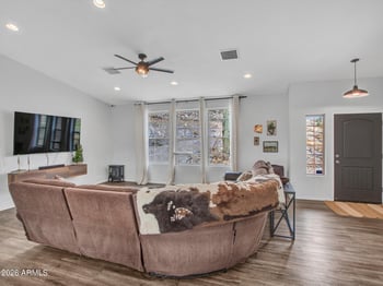 3443 Joy Ranch Rd, Phoenix, AZ 85086