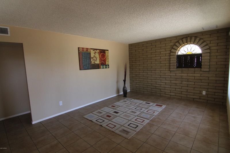 3443 W Yucca St, Phoenix, AZ 85029