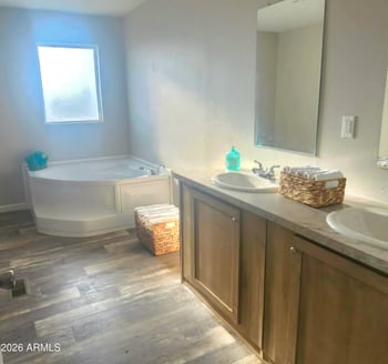 34436 Huntington Dr, Tonopah, AZ 85354