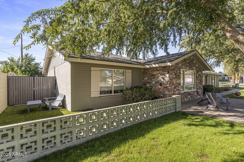 3444 48th Way, Phoenix, AZ 85018