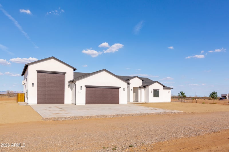 34449 Elk Run Rd, San Tan Valley, AZ 85143