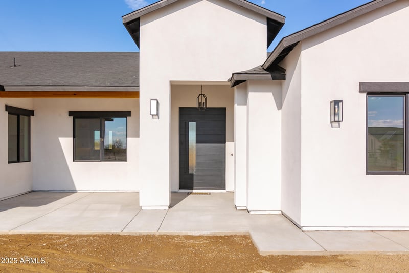 34449 Elk Run Rd, San Tan Valley, AZ 85143