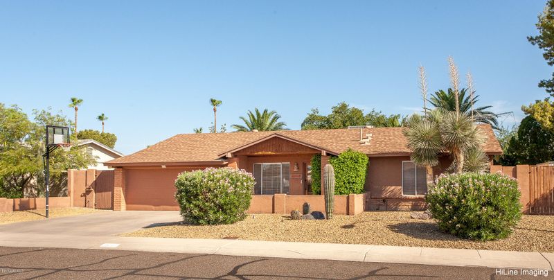 3446 E Laurel Ln, Phoenix, AZ 85028