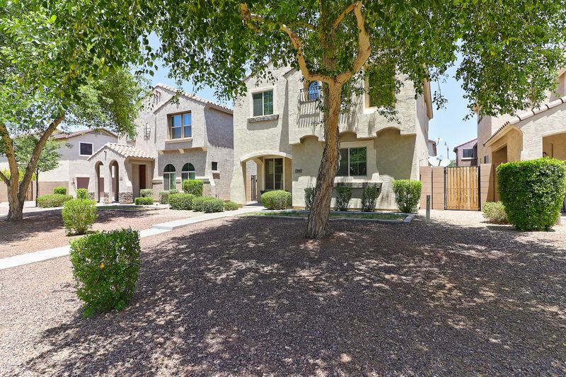 3446 E Orchid Ln, Gilbert, AZ 85296