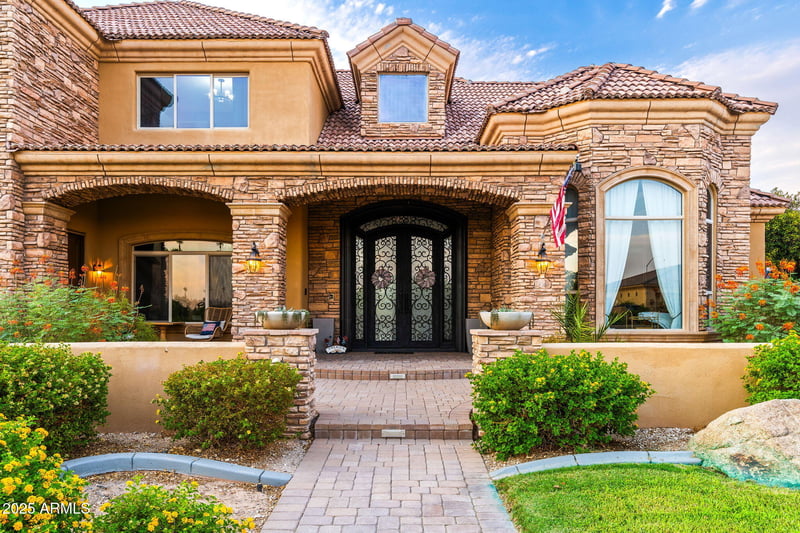 3446 Knoll St, Mesa, AZ 85213