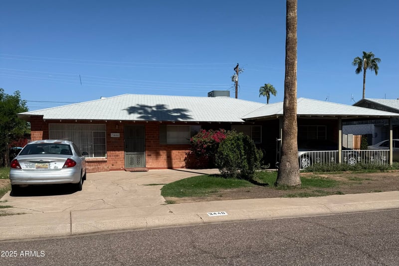 3446 Mclellan Blvd, Phoenix, AZ 85017