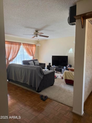 3446 Mclellan Blvd, Phoenix, AZ 85017