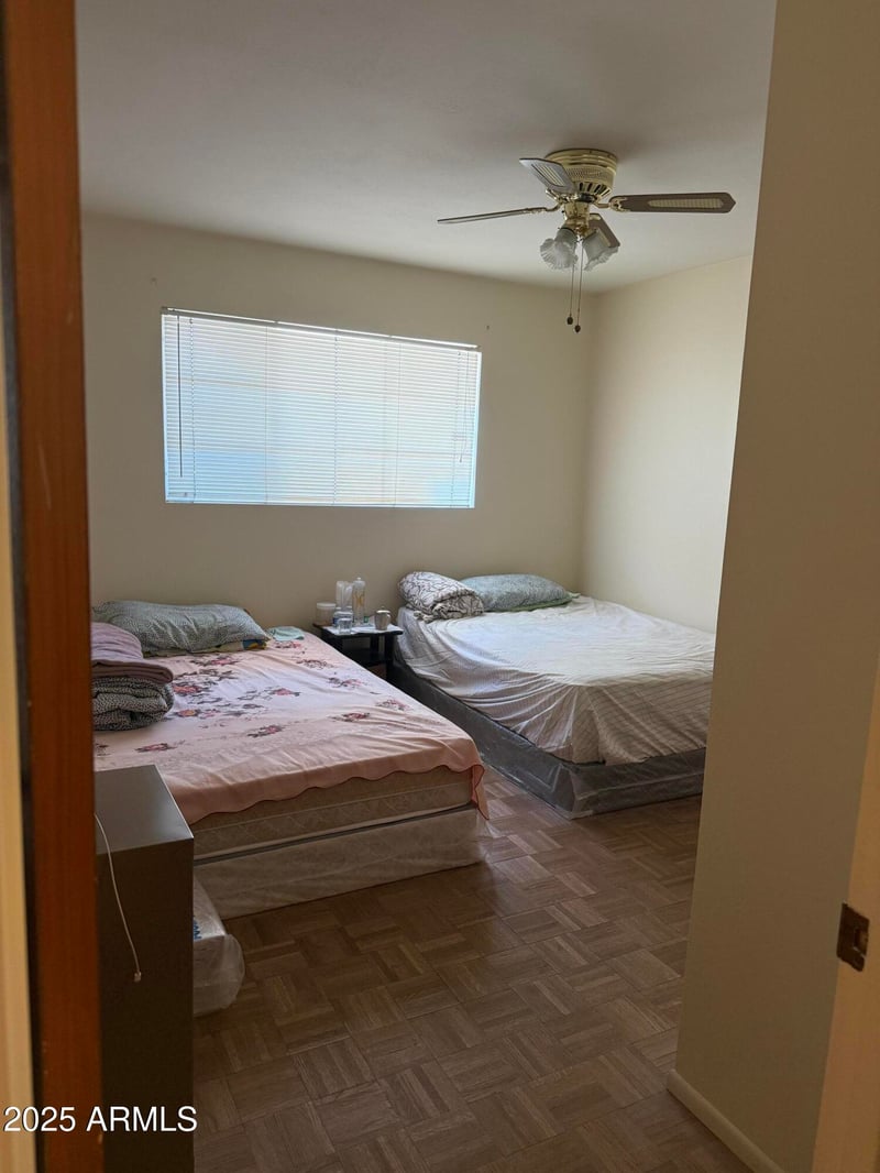 3446 Mclellan Blvd, Phoenix, AZ 85017