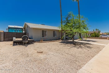 3447 Dolphin Ave, Mesa, AZ 85204
