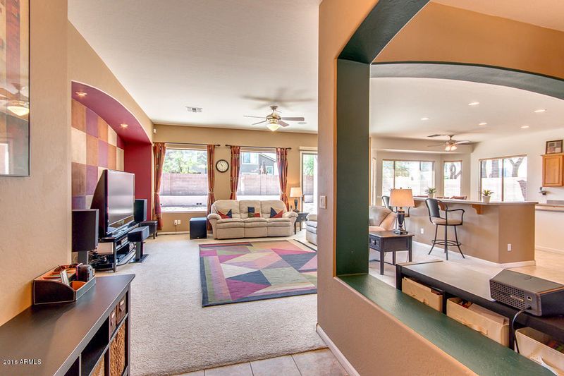 3447 E Bridgeport Pw, Gilbert, AZ 85295