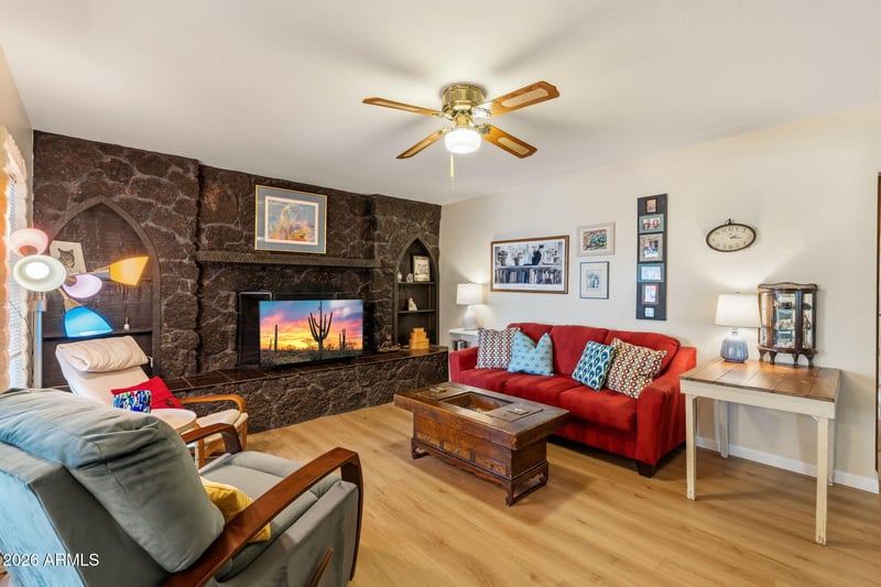 3447 E Coolidge St, Phoenix, AZ 85018