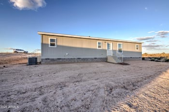 34477 South Mountain Ave, Tonopah, AZ 85354