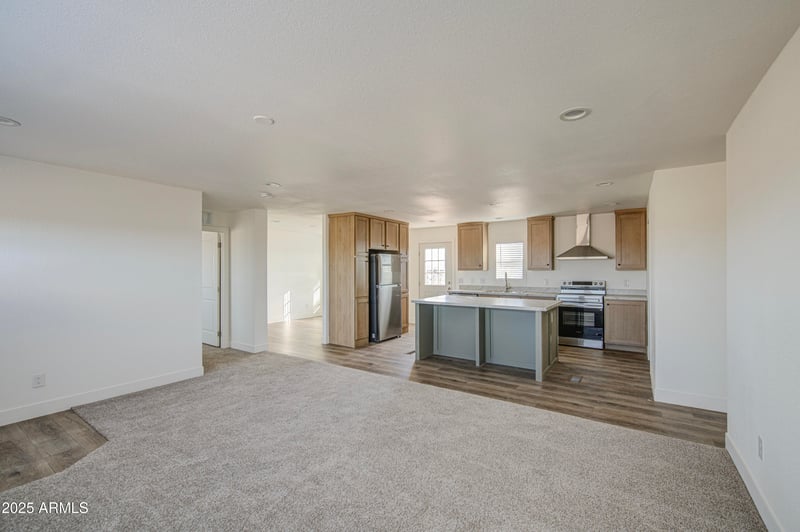 34489 South Mountain Ave, Tonopah, AZ 85354