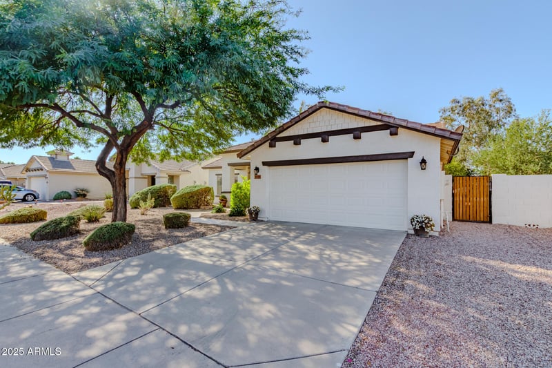 34498 Appaloosa Way, San Tan Valley, AZ 85144