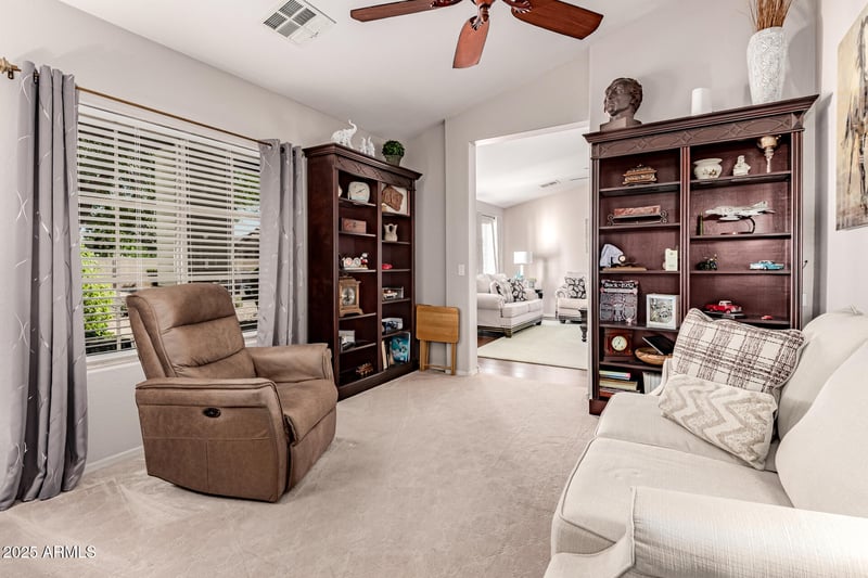 34498 Appaloosa Way, San Tan Valley, AZ 85144